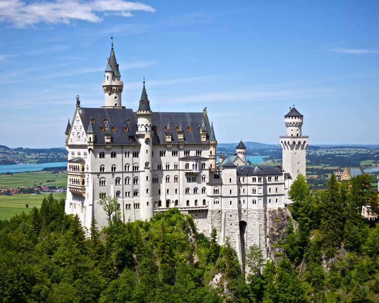 What Travel Agents Need to Know About Corporate Travel Today?
